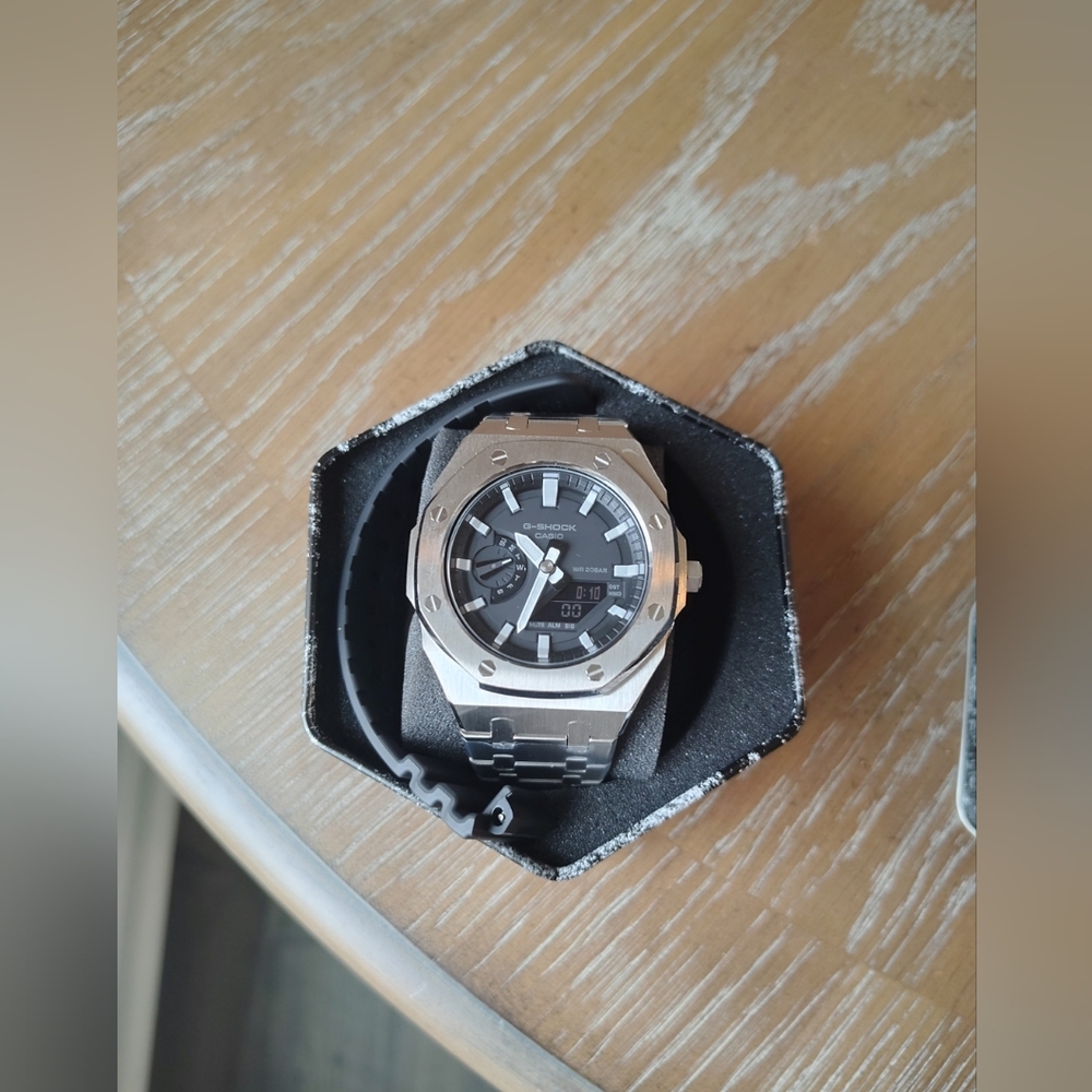 G-Shock 2100